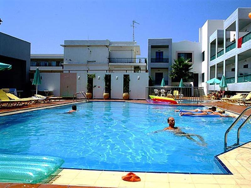 Flisvos Beach (Adults Only) Daire Resmo Dış mekan fotoğraf